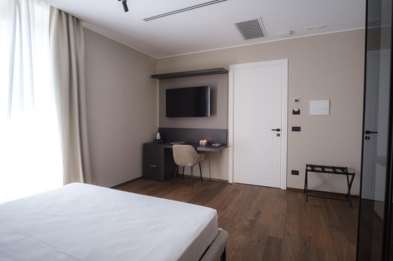 Palazzo Danisi Rooms&Suites Bari Exterior photo