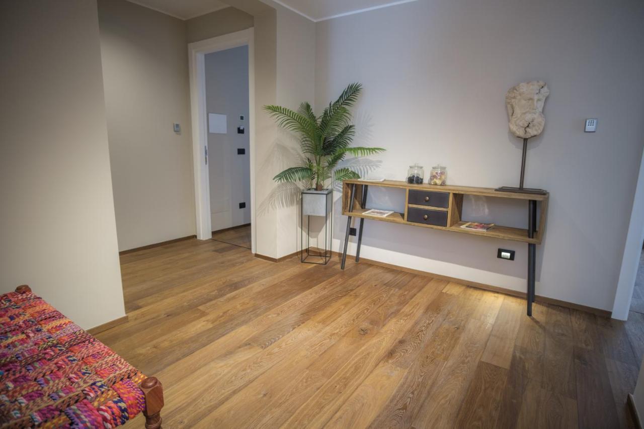 Palazzo Danisi Rooms&Suites Bari Exterior photo